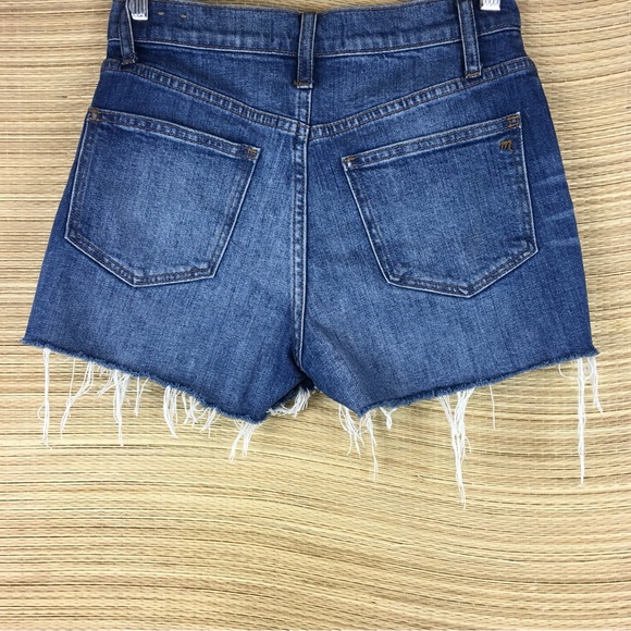 MADEWELL Relaxed Denim Distressed Shorts in Blue Size 24 - Picture 5 of 10